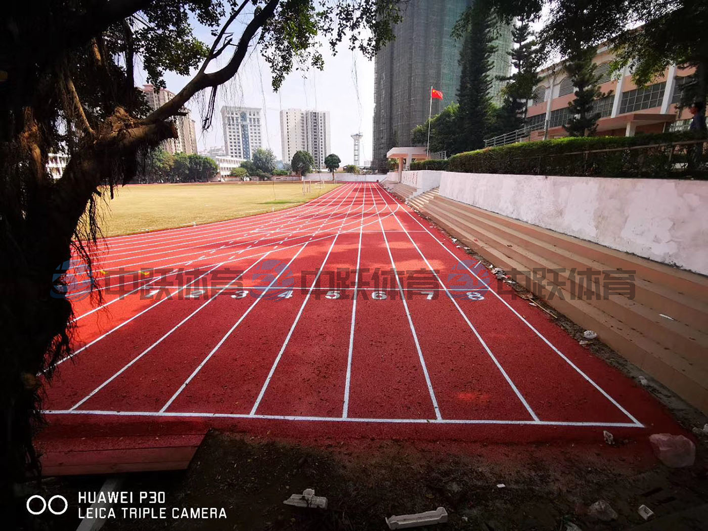 混合型塑胶跑道02.jpg