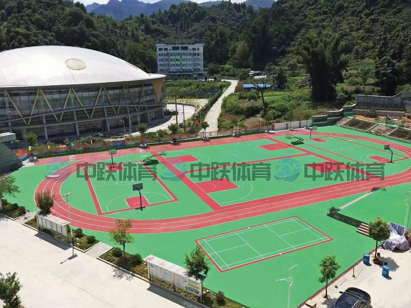 预制型塑胶跑道2.jpg